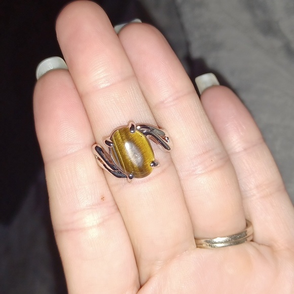 Jewelry - New silver brown ring size 7 #7